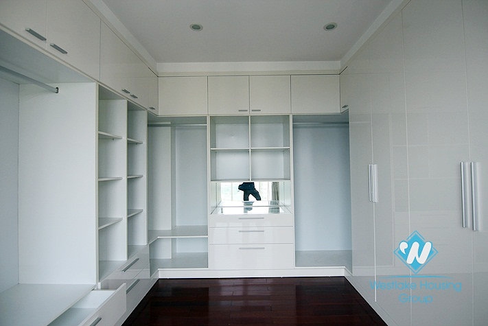 Spacious apartment for rent in Ciputra Tay Ho, Ha Noi